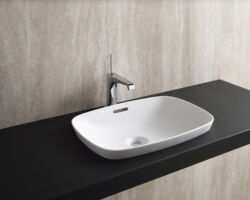 洗面器:ハーフベッセル・半埋込タイプ